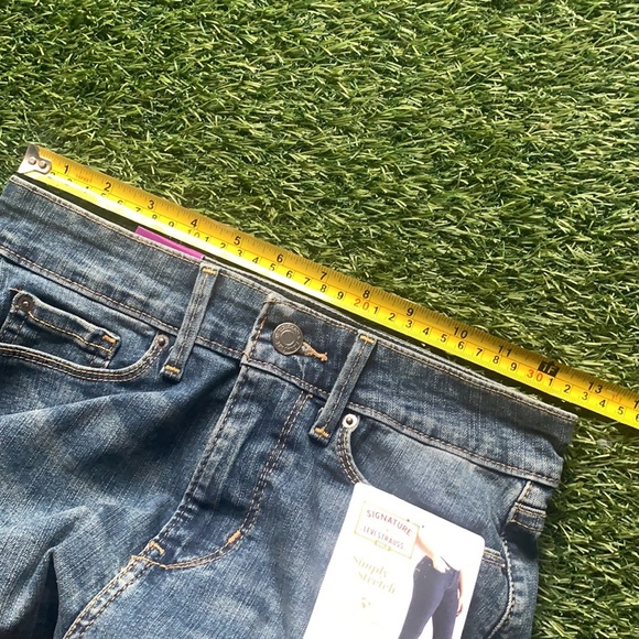 Signature by Levi Strauss & Co. Gold Label Women's Modern Skinny Jeans - Picture 15 of 15